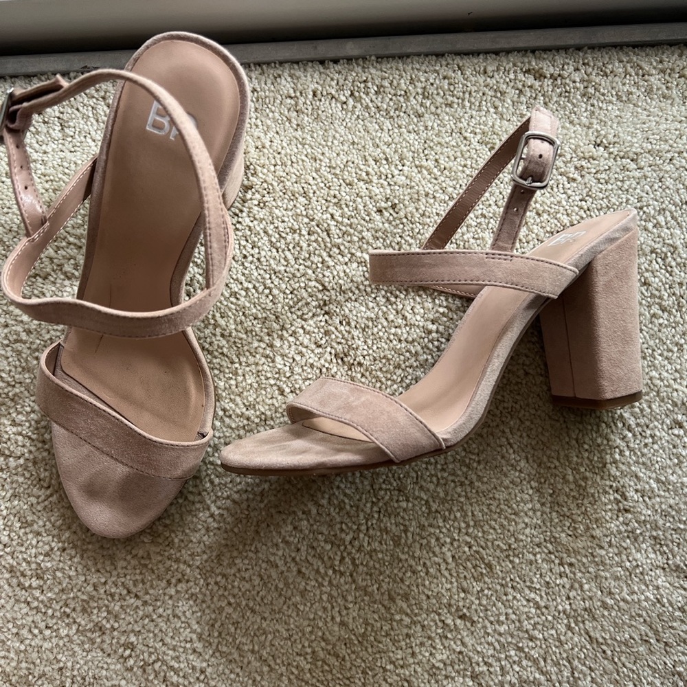 BP blush high heel sandal size 6